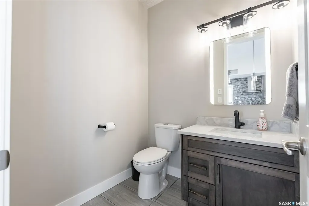 7 Loewen Court Warman SK S0K 0A1