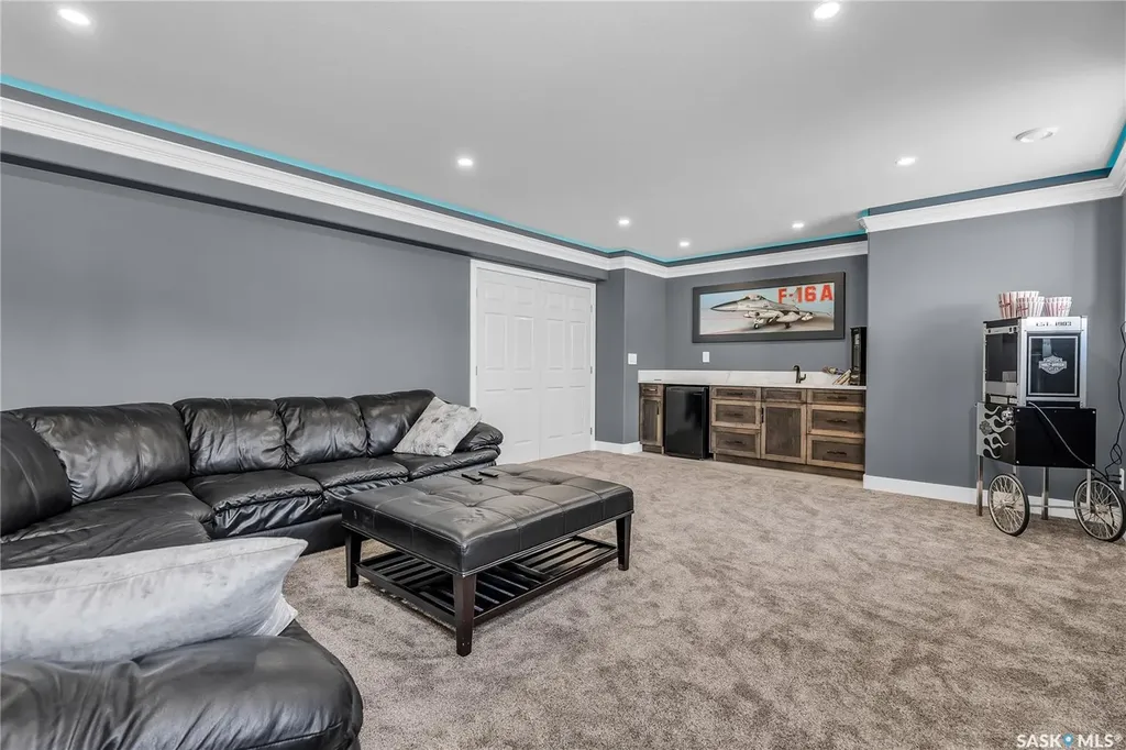 7 Loewen Court Warman SK S0K 0A1