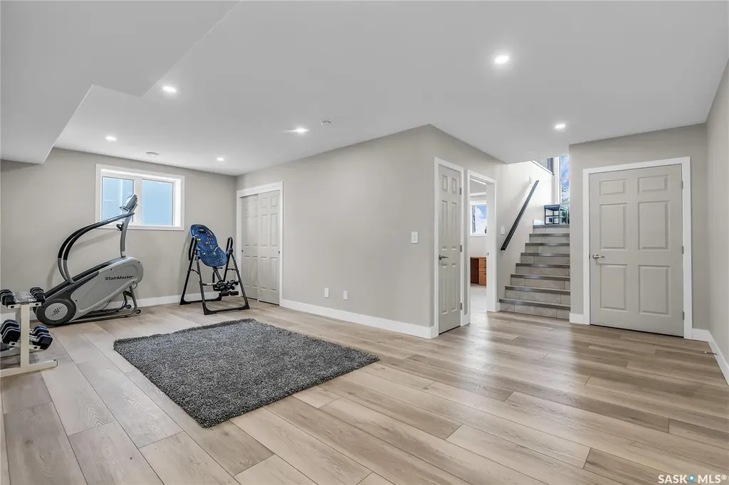 7 Loewen Court Warman SK S0K 0A1