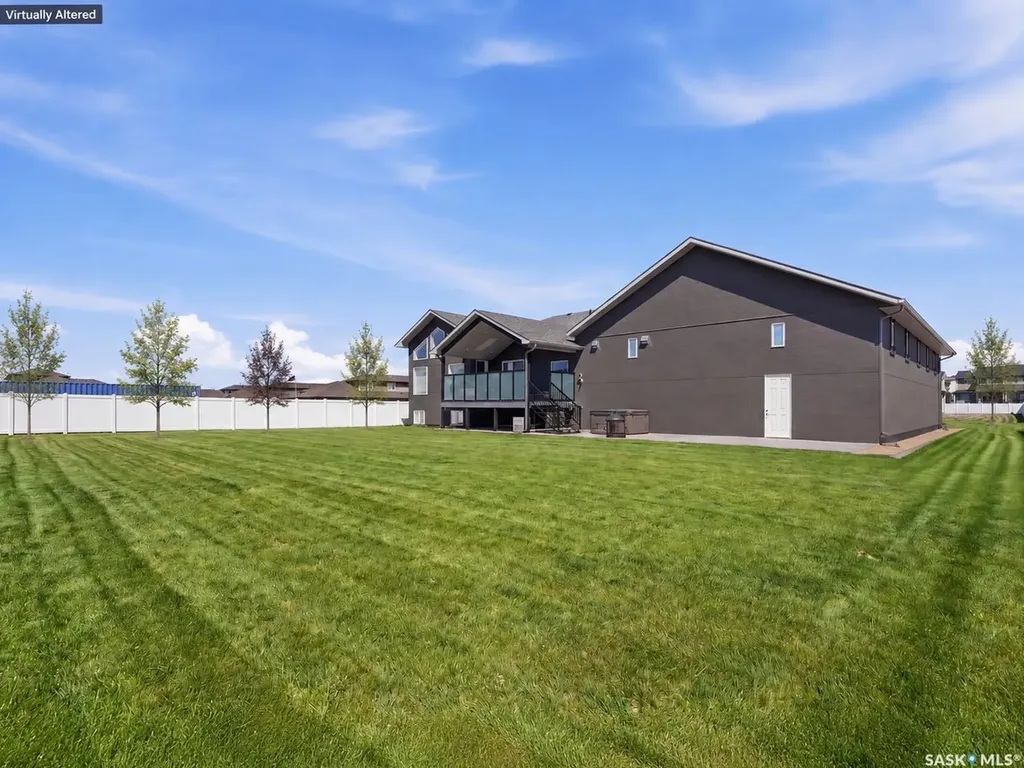 7 Loewen Court Warman SK S0K 0A1