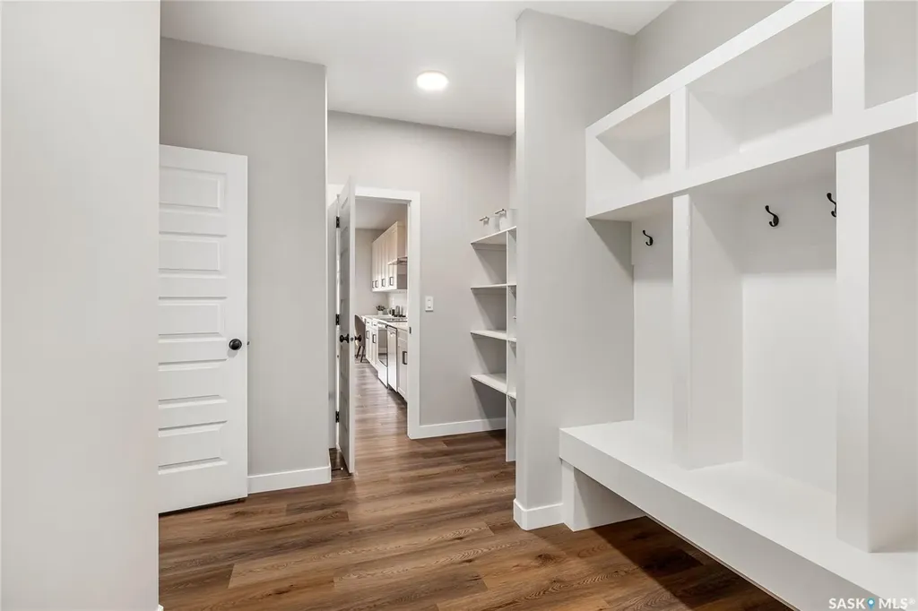 353 Cockcroft Street Saskatoon SK S7V 1Y8