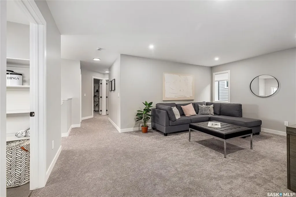 353 Cockcroft Street Saskatoon SK S7V 1Y8