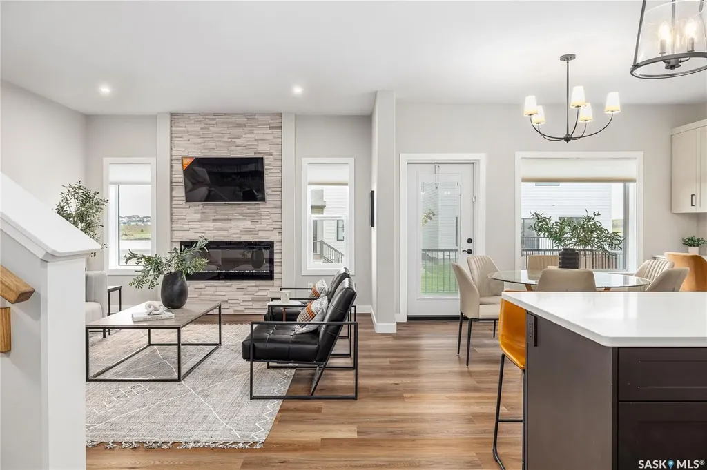 353 Cockcroft Street Saskatoon SK S7V 1Y8