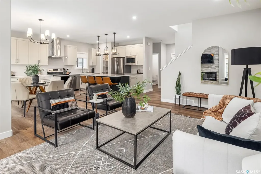 353 Cockcroft Street Saskatoon SK S7V 1Y8