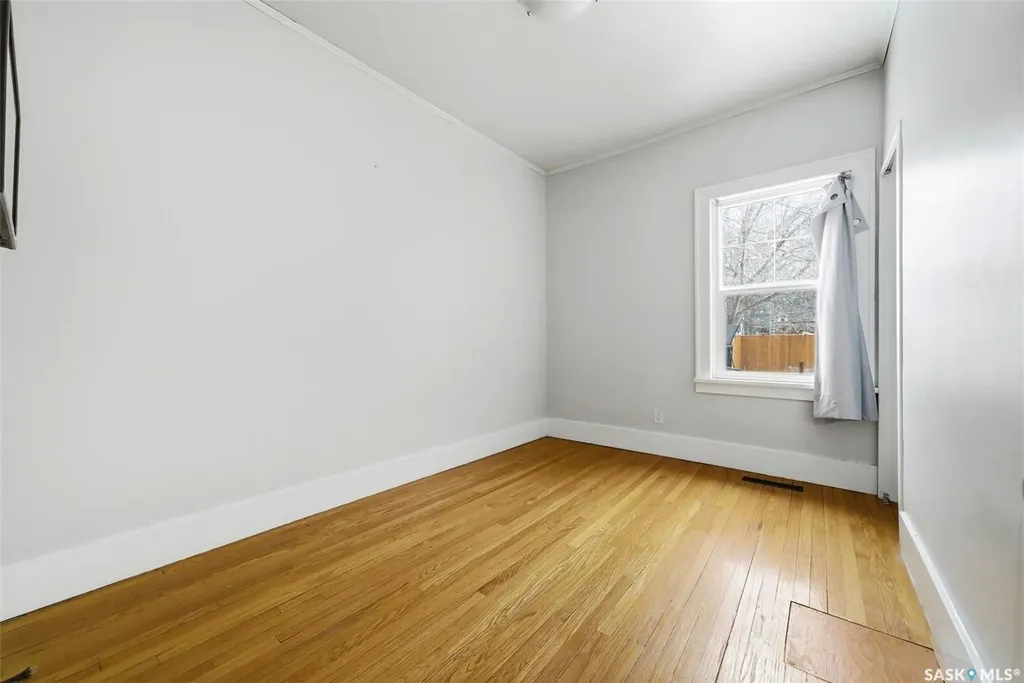 363 Leopold Crescent Regina SK S4T 6N8