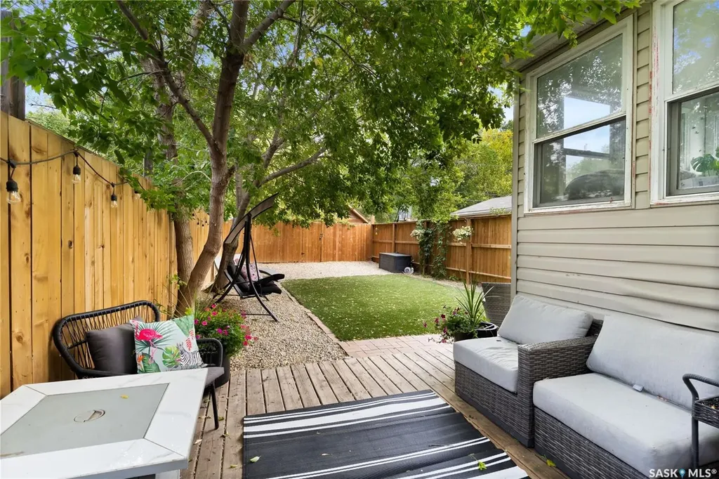363 Leopold Crescent Regina SK S4T 6N8