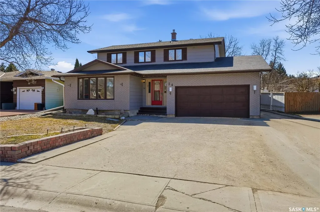 54 Schwann Place Regina SK S4V 0C3