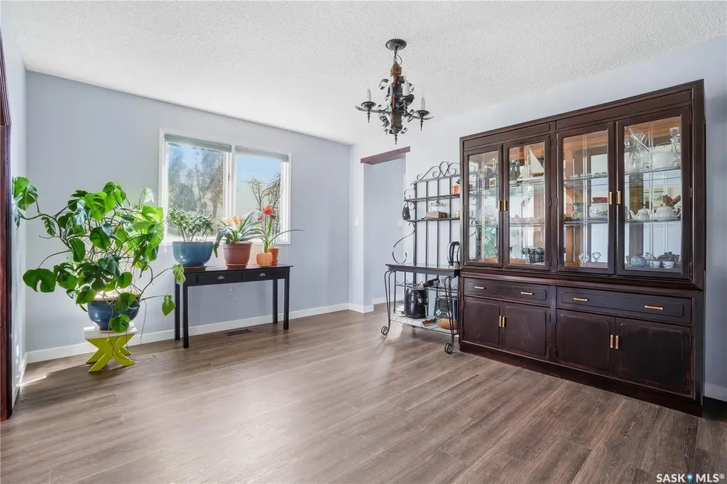 54 Schwann Place Regina SK S4V 0C3