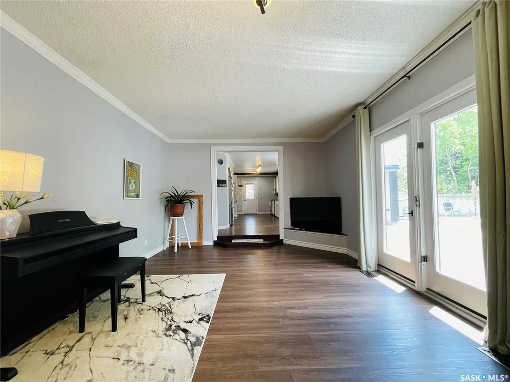 54 Schwann Place Regina SK S4V 0C3