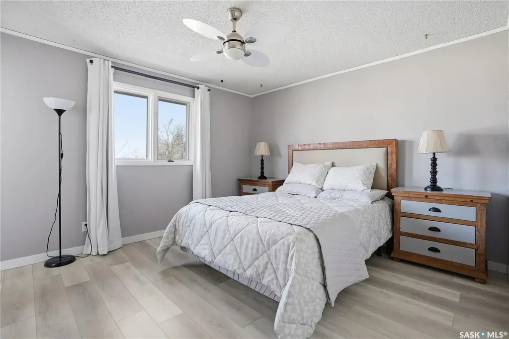 54 Schwann Place Regina SK S4V 0C3