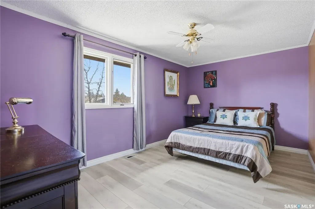 54 Schwann Place Regina SK S4V 0C3