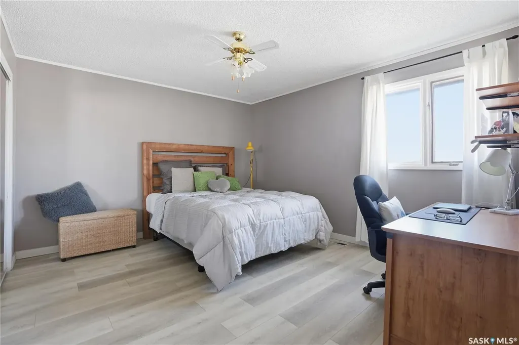 54 Schwann Place Regina SK S4V 0C3