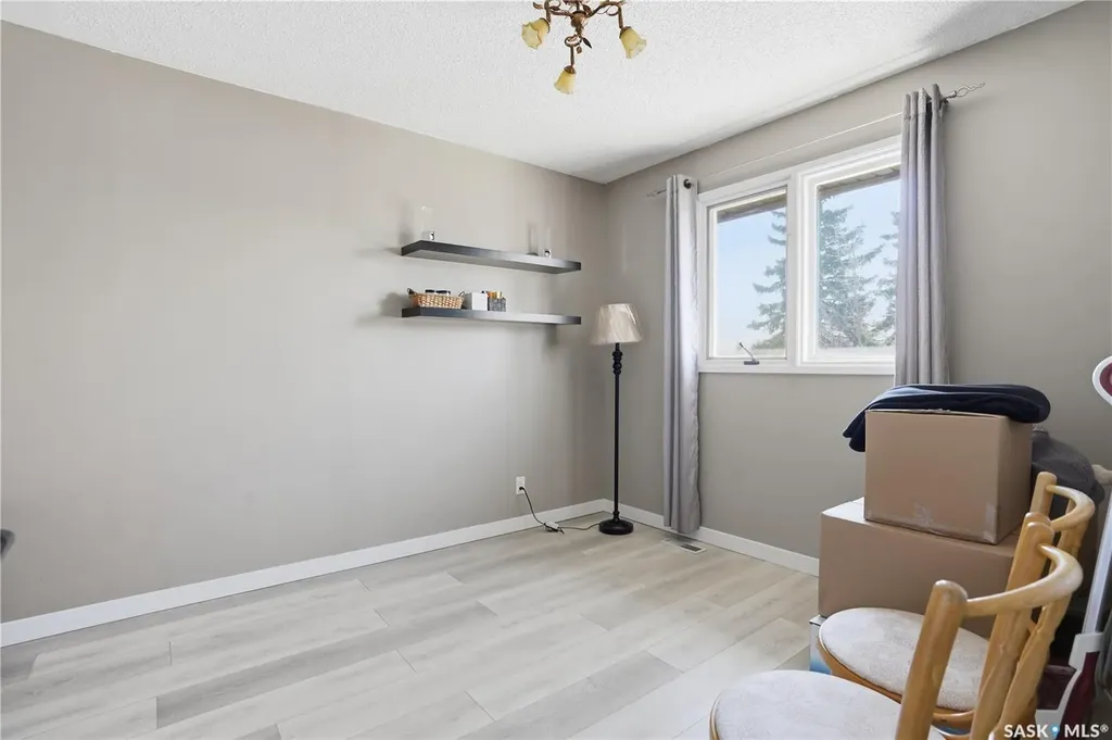 54 Schwann Place Regina SK S4V 0C3