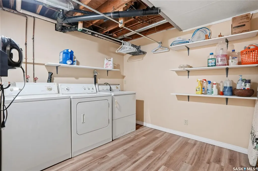 54 Schwann Place Regina SK S4V 0C3