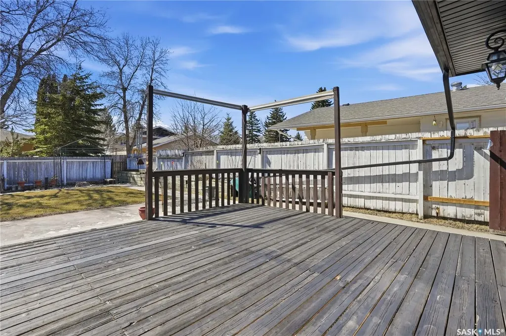54 Schwann Place Regina SK S4V 0C3