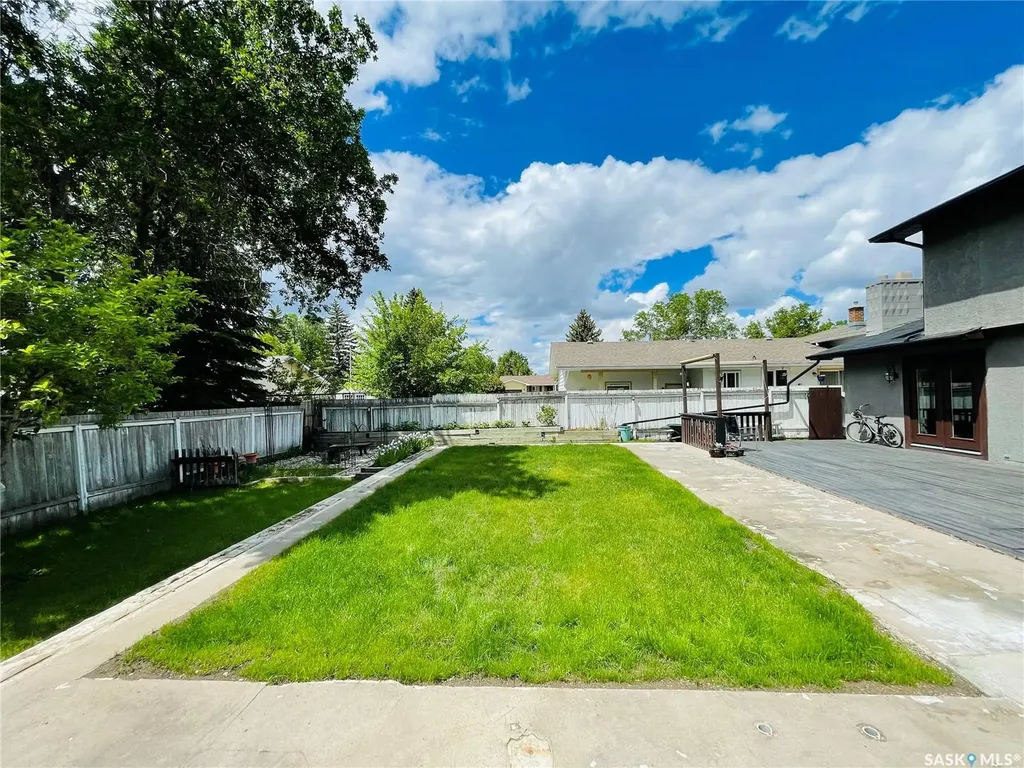 54 Schwann Place Regina SK S4V 0C3