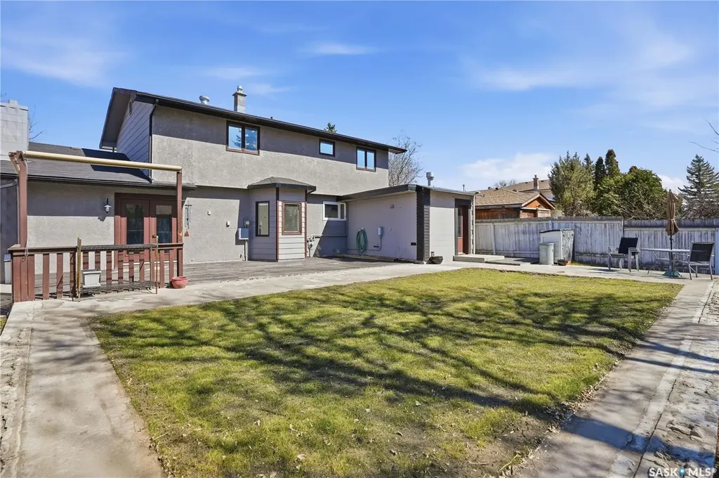 54 Schwann Place Regina SK S4V 0C3