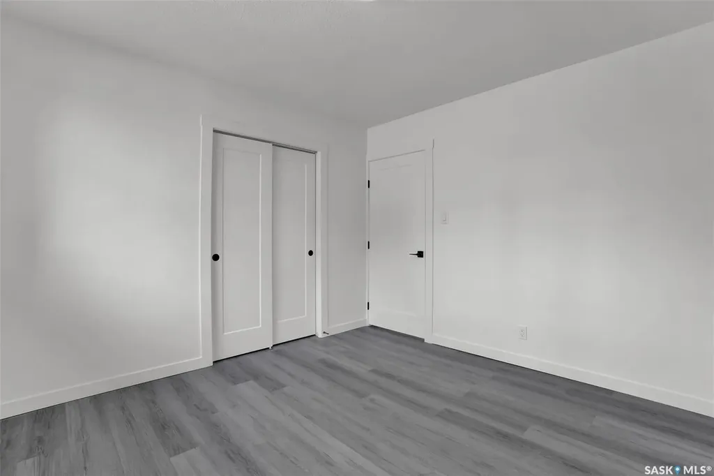 654 Aberdeen Crescent Regina SK S4T 6A9