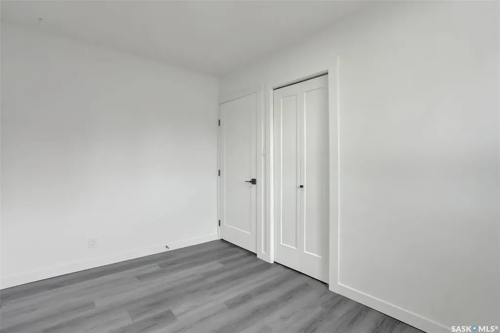 654 Aberdeen Crescent Regina SK S4T 6A9