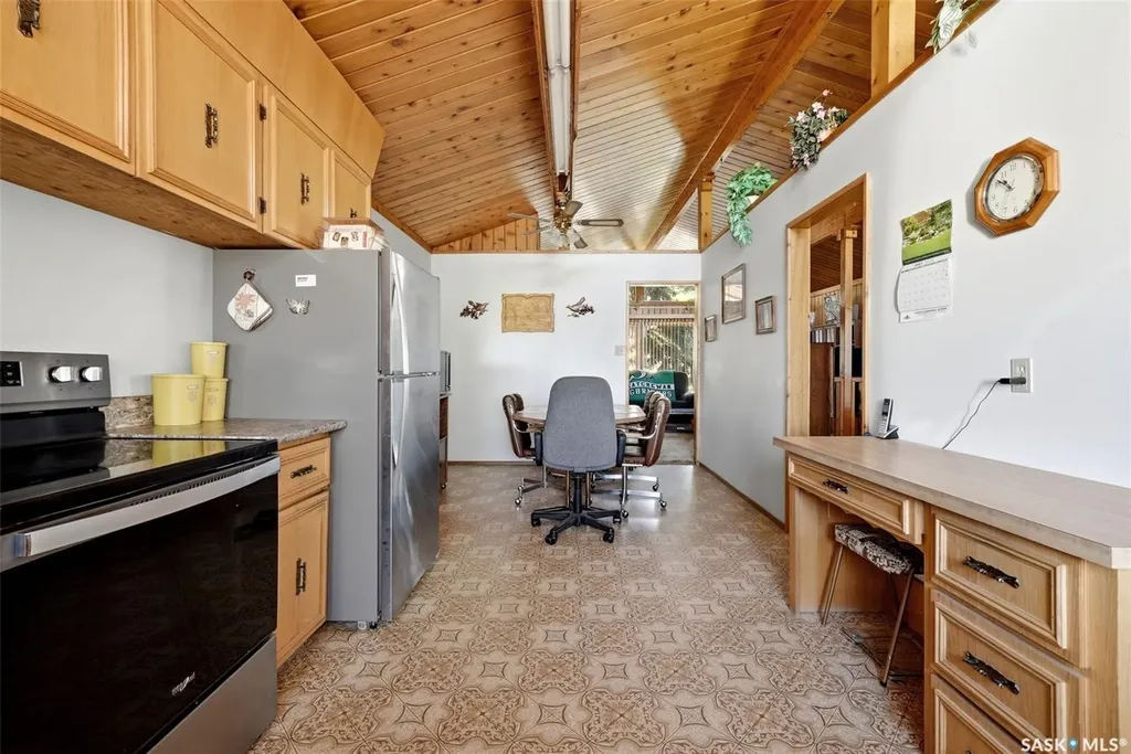 45 Miller Crescent E Lumsden SK S0G 3C0