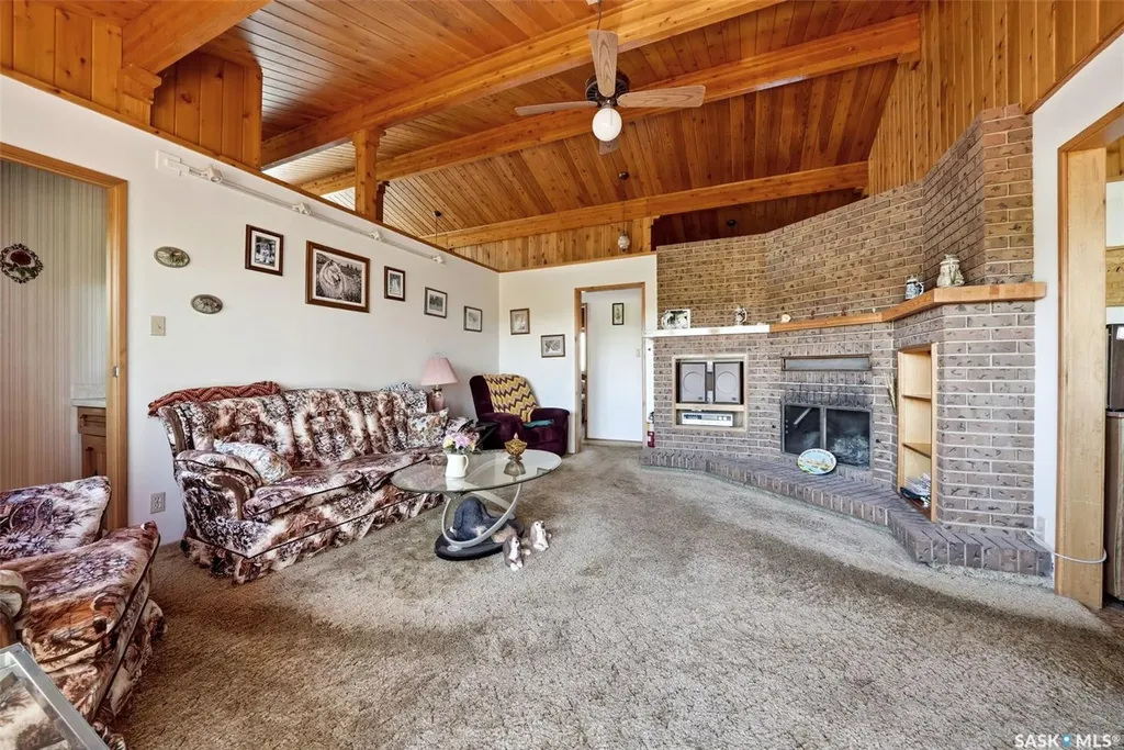 45 Miller Crescent E Lumsden SK S0G 3C0