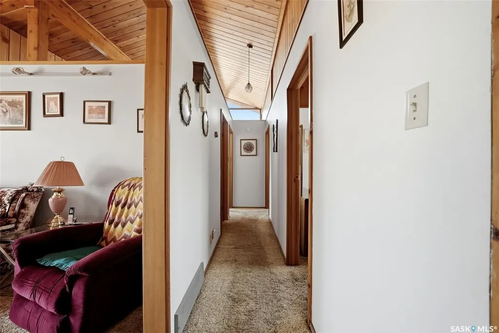 45 Miller Crescent E Lumsden SK S0G 3C0