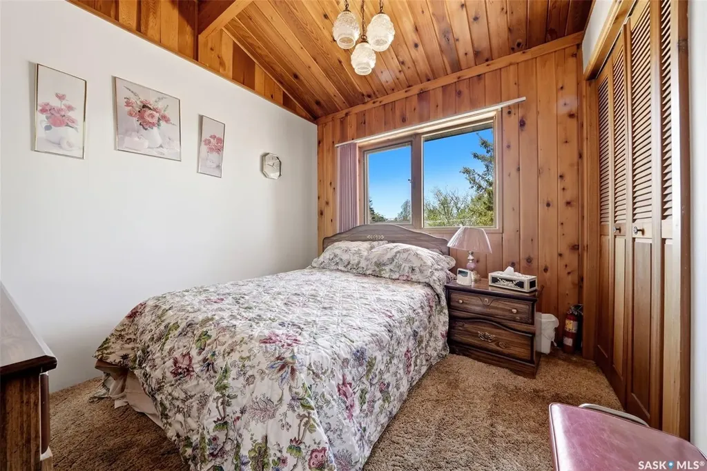 45 Miller Crescent E Lumsden SK S0G 3C0