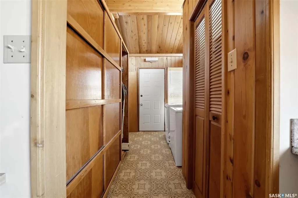 45 Miller Crescent E Lumsden SK S0G 3C0