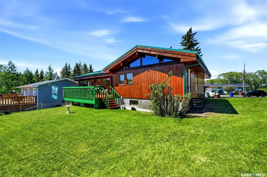 45 Miller Crescent E Lumsden SK S0G 3C0