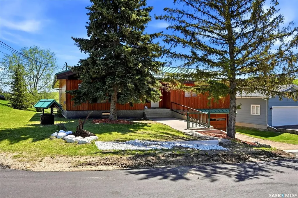 45 Miller Crescent E Lumsden SK S0G 3C0