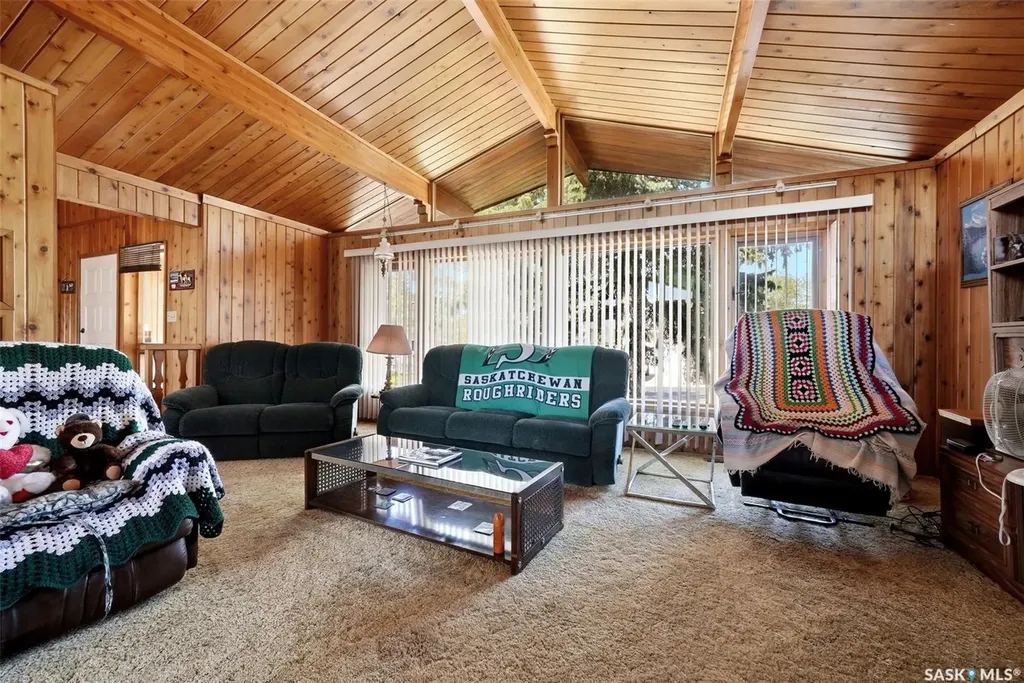 45 Miller Crescent E Lumsden SK S0G 3C0