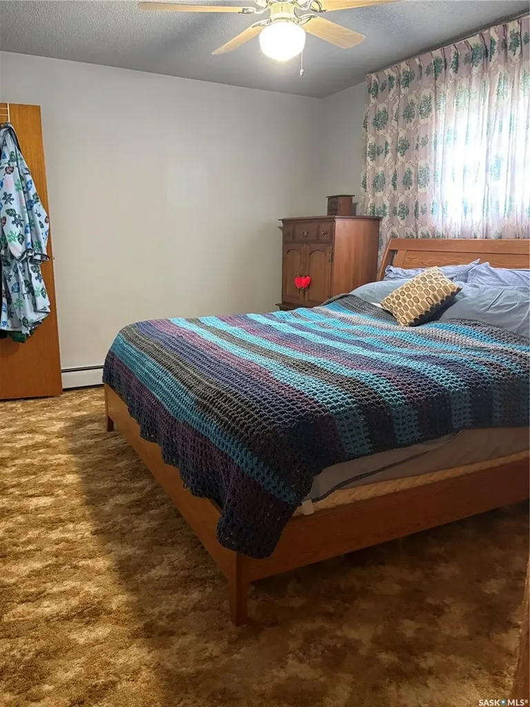 1058 Montague Street Regina SK S4T 3H5