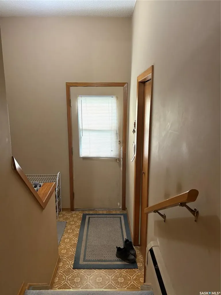 1058 Montague Street Regina SK S4T 3H5