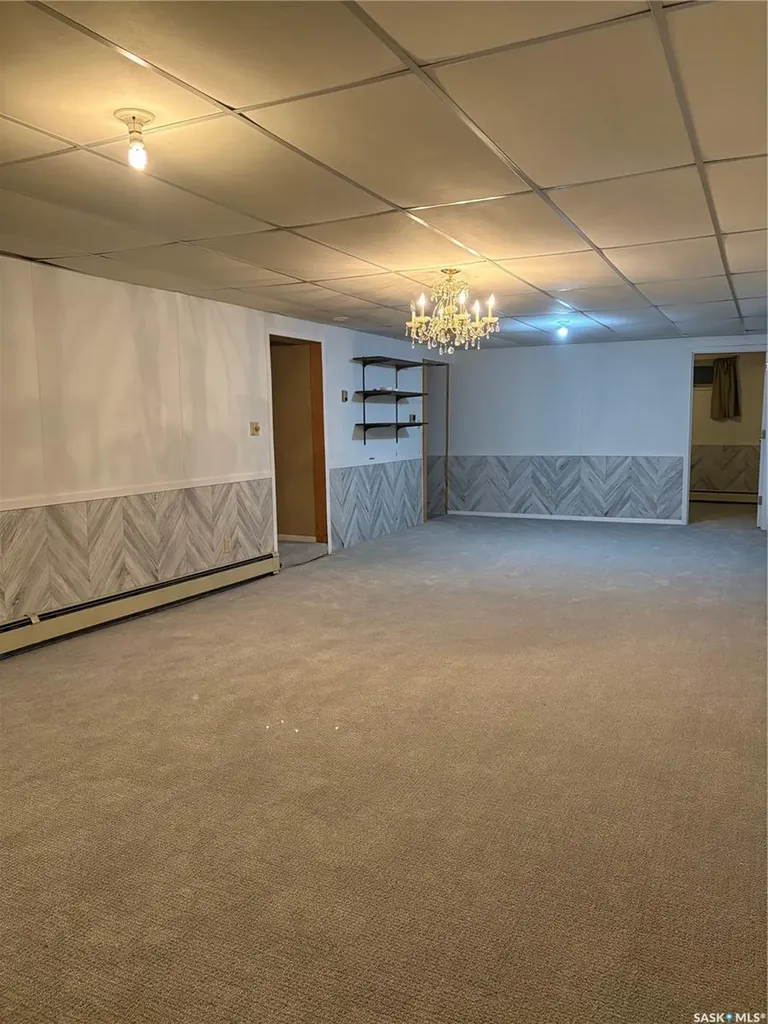 1058 Montague Street Regina SK S4T 3H5