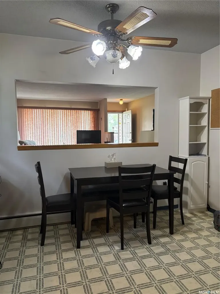 1058 Montague Street Regina SK S4T 3H5