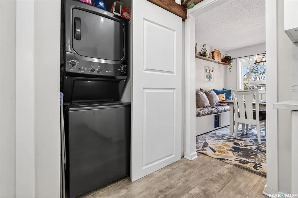 838 Ominica Street W Moose Jaw SK S6H 1Y5