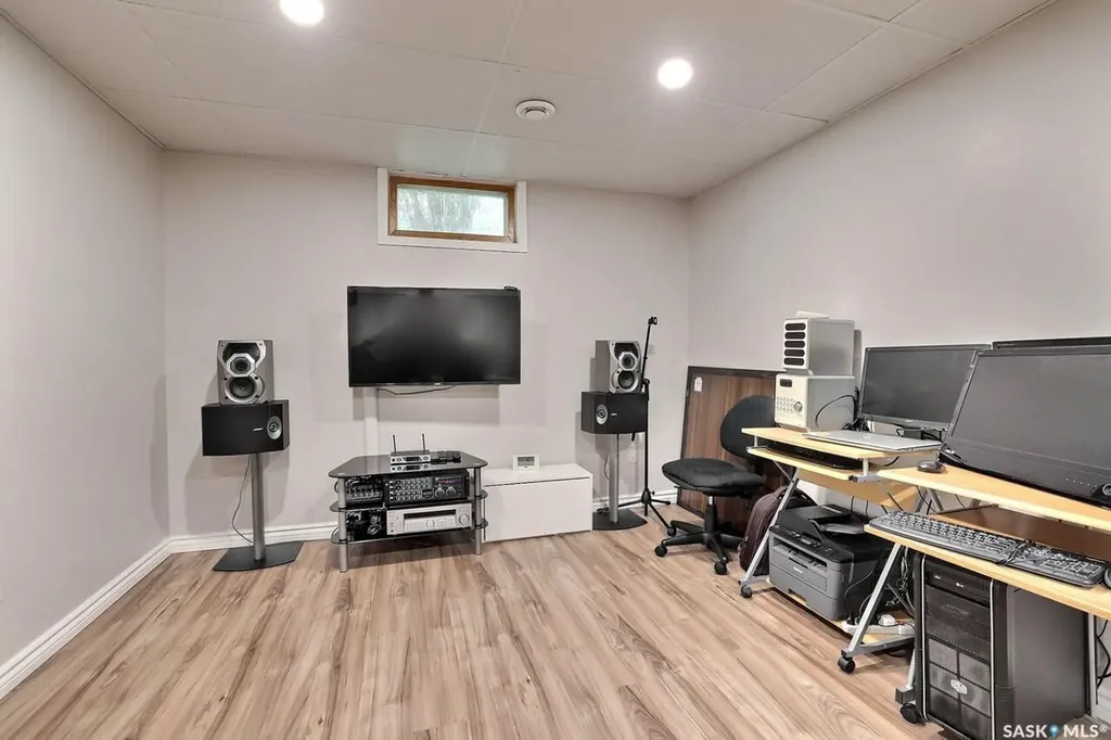 363 Sangster Boulevard Regina SK S4R 8H6