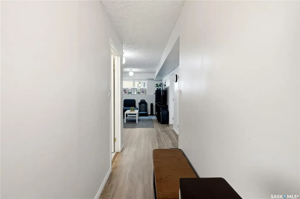 118 Laurentian Drive Saskatoon SK S7H 4M2