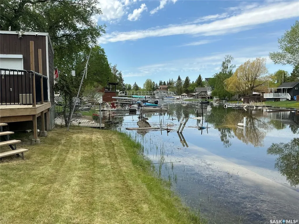 9102 Hunts Cove Crescent Cochin SK S0M 0L0