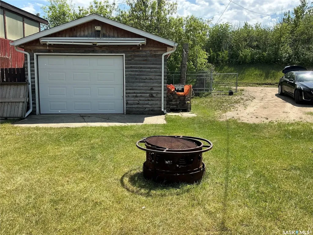 9102 Hunts Cove Crescent Cochin SK S0M 0L0