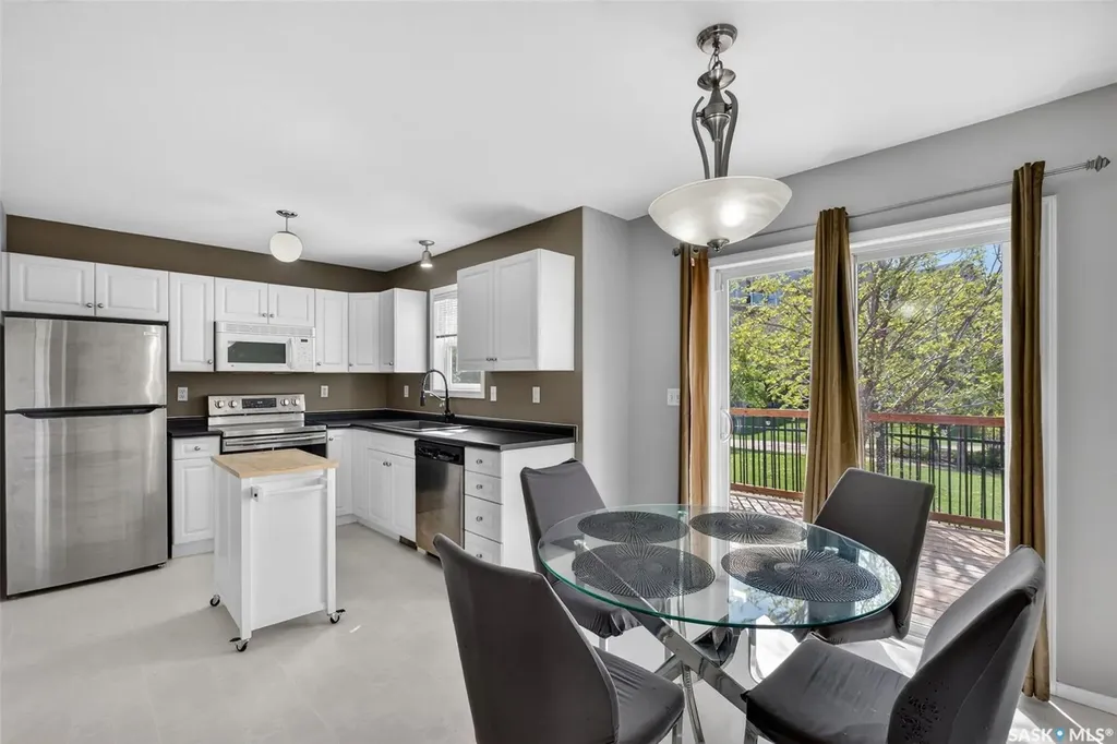 203 Herold Terrace Saskatoon SK S7V 1H8