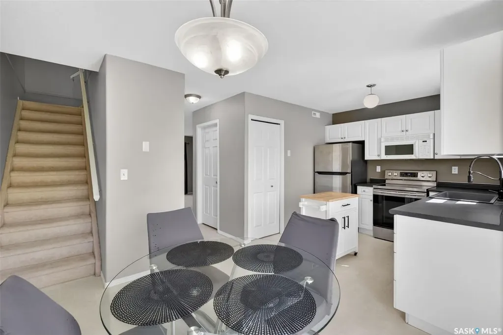 203 Herold Terrace Saskatoon SK S7V 1H8