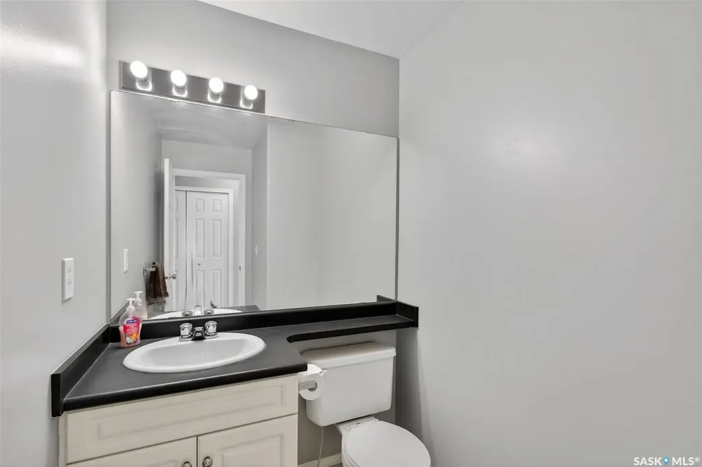 203 Herold Terrace Saskatoon SK S7V 1H8