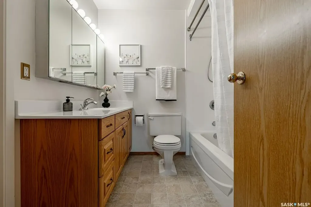 603 Lenore Drive Saskatoon SK S7K 6S1