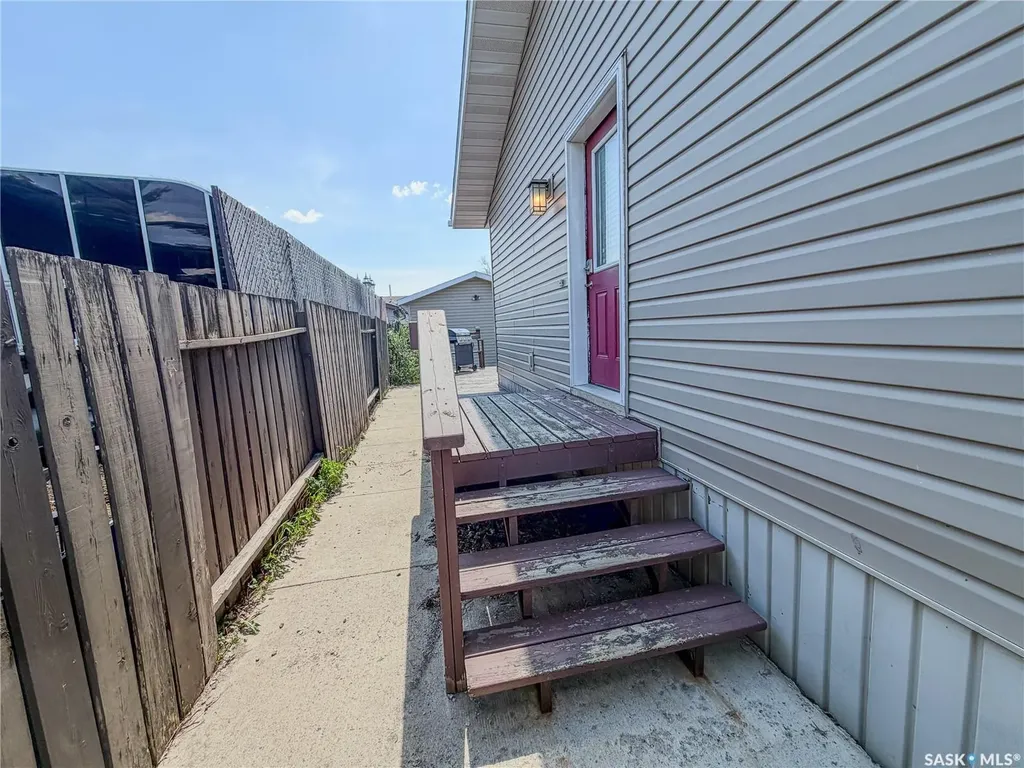 80 Morrison Drive Yorkton SK S3N 3Y2