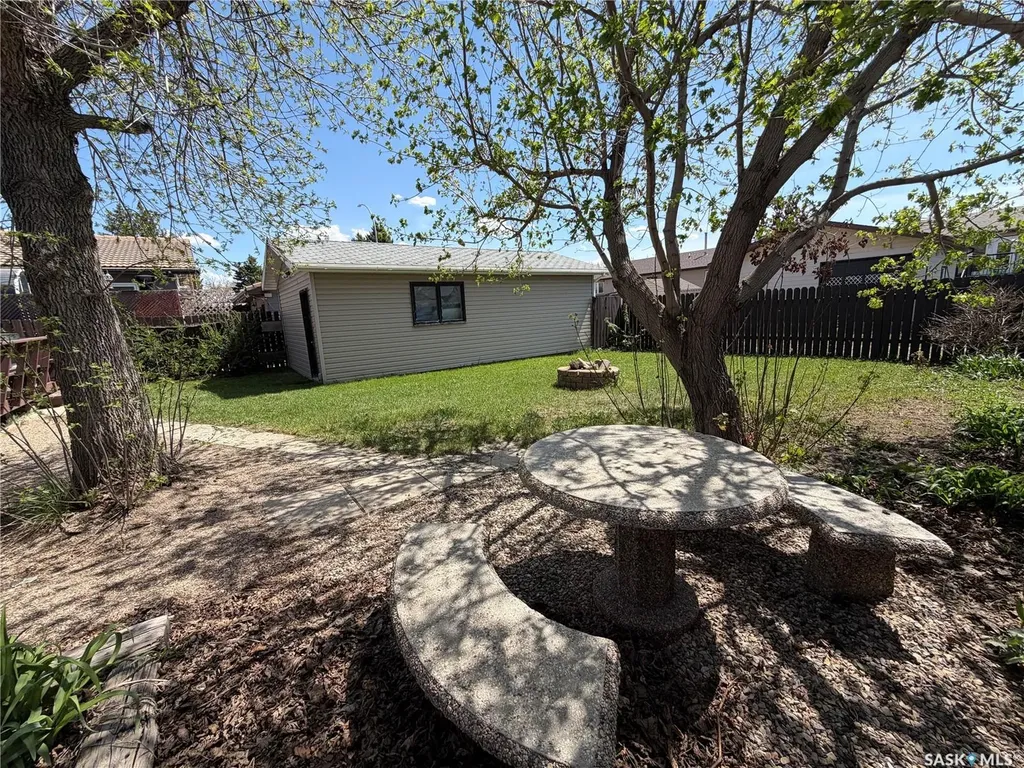 80 Morrison Drive Yorkton SK S3N 3Y2
