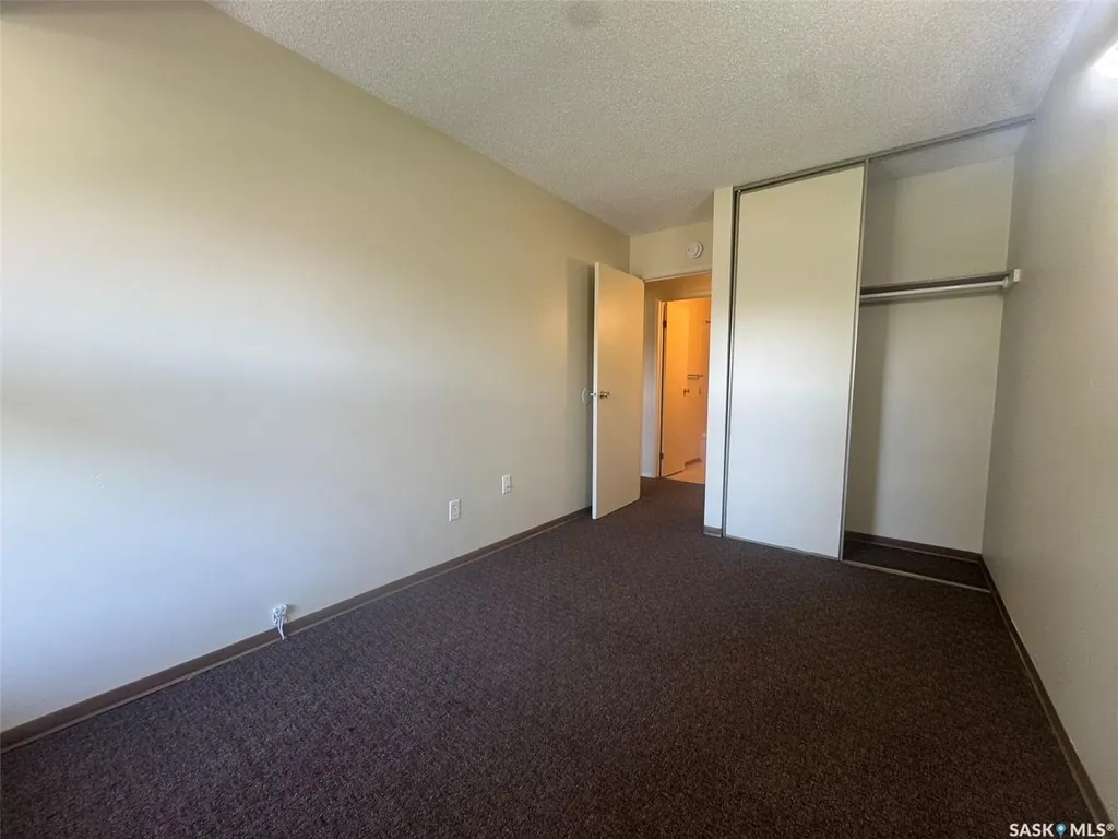 230 Gore Place Regina SK S4T 7S4