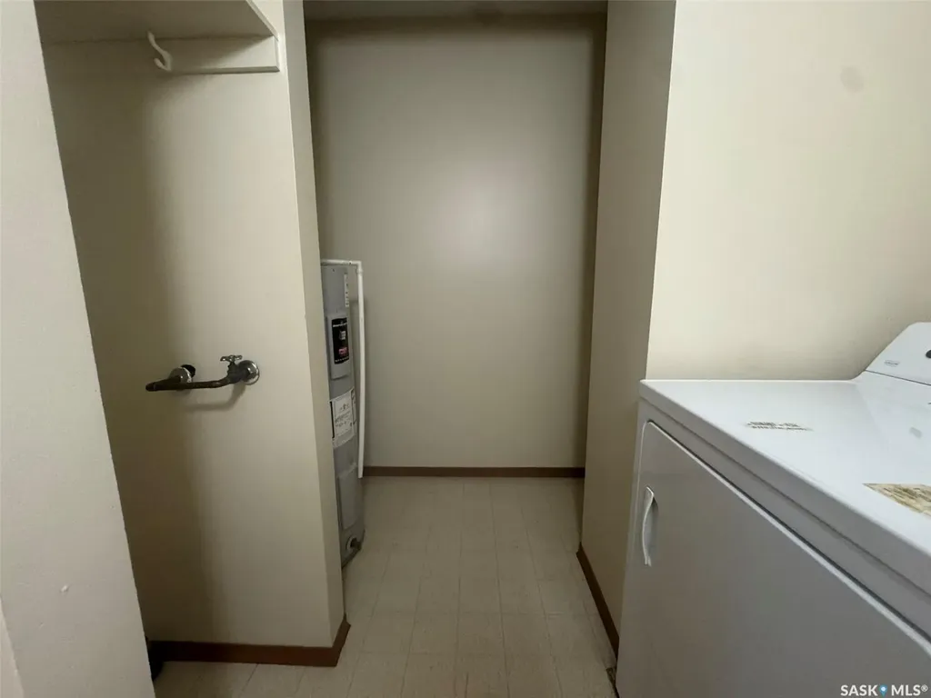 230 Gore Place Regina SK S4T 7S4