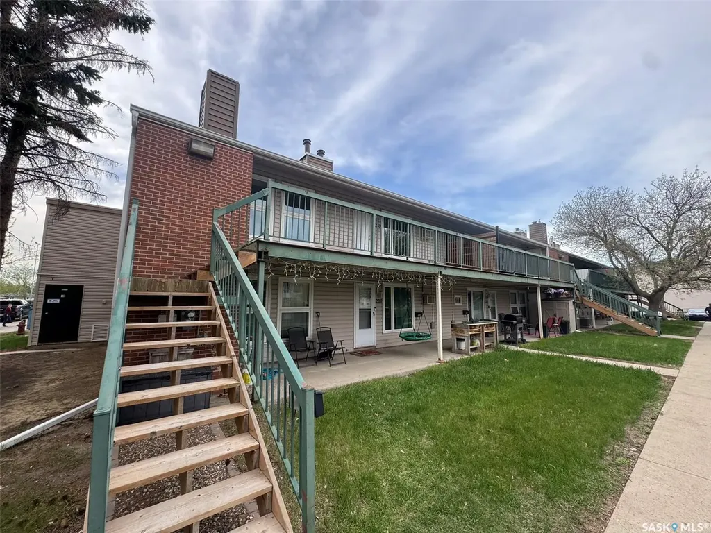 230 Gore Place Regina SK S4T 7S4