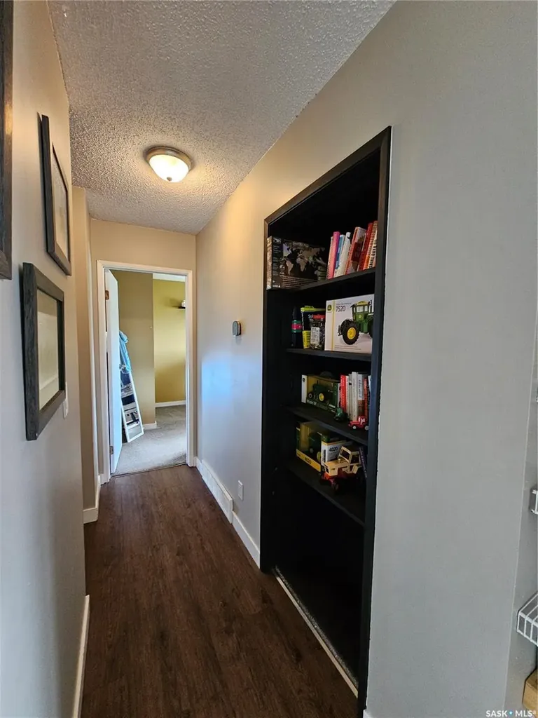 381 5th Avenue W Unity SK S0K 4L0